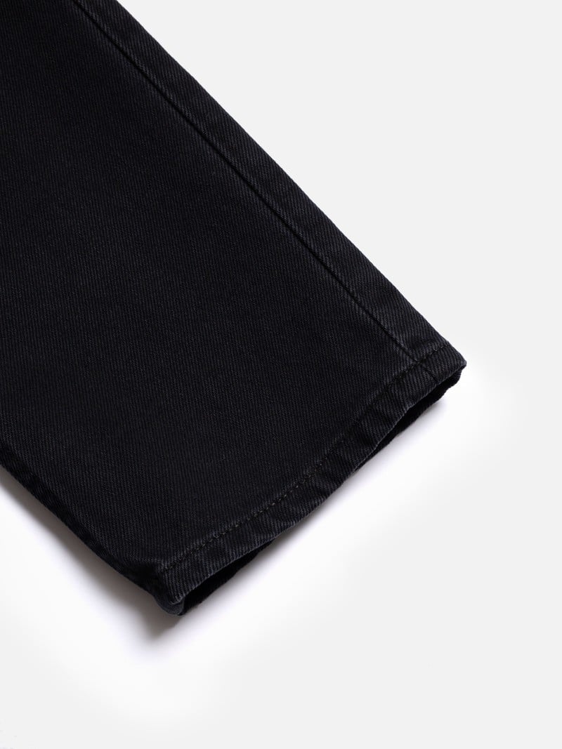Breezy Britt - Aged Black