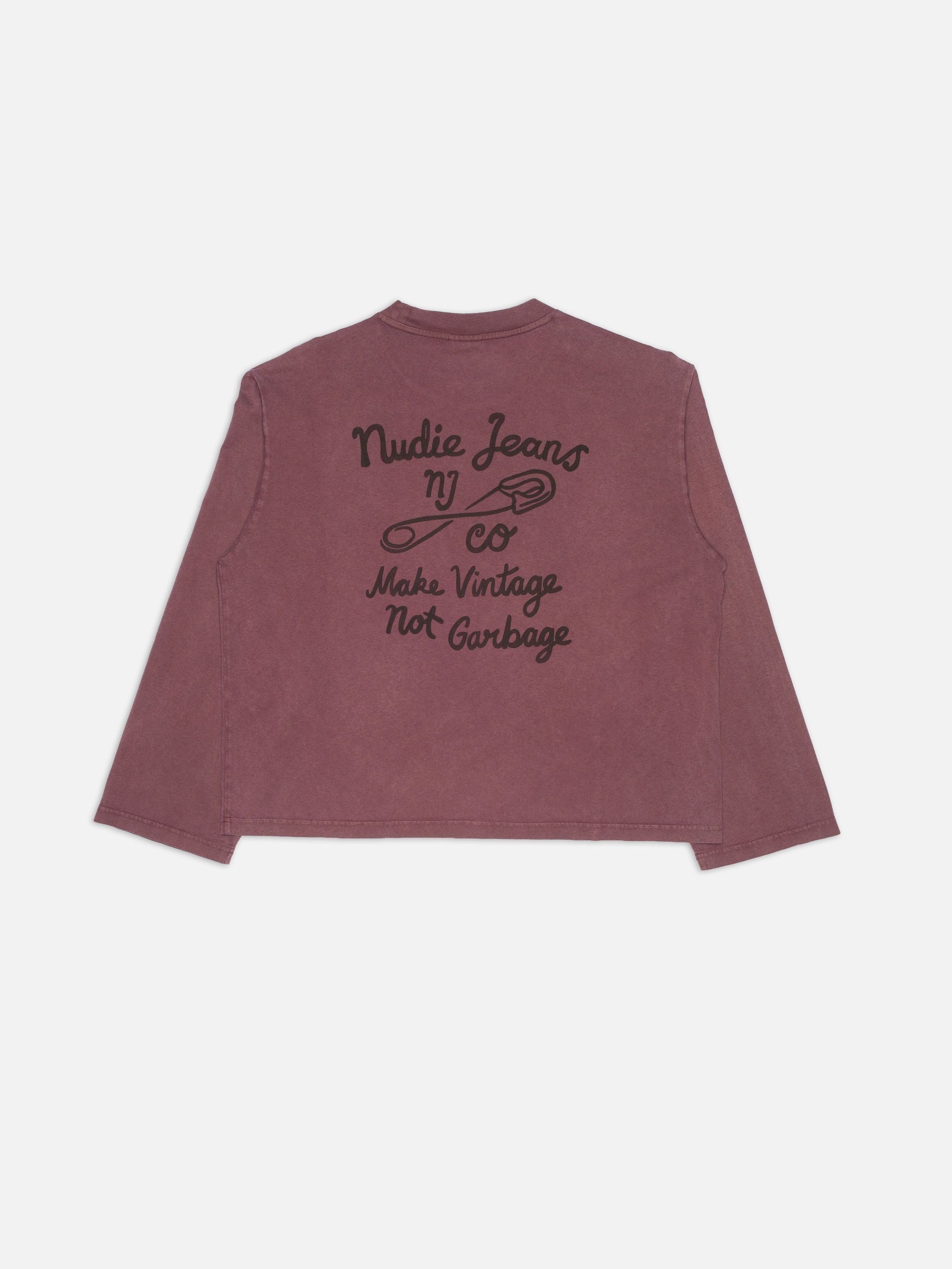Nudie Jeans Karita T-Shirt NJCO Pin Burgundy, long-sleeved organic cotton shirt featuring a large graphic back print.