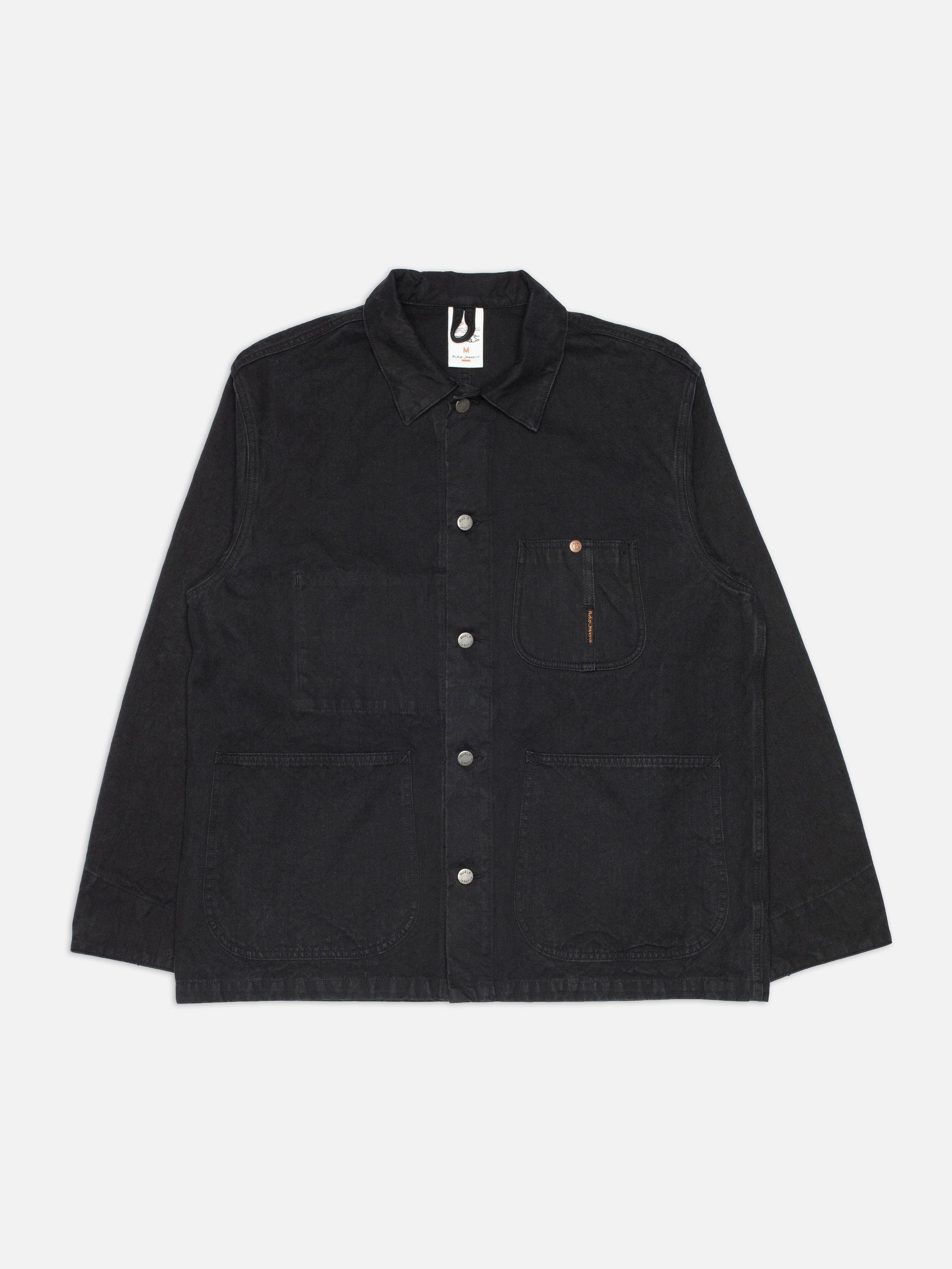 Nudie Jeans Howie Chore Jacket aus schwarzem Duck Canvas aus Bio-Baumwolle, lockere Passform, flach liegend von vorne.
